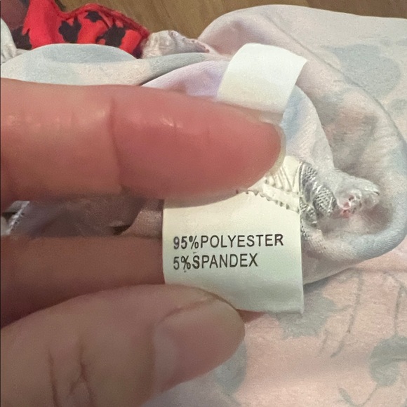 #0939+ Elegant Red and Black Floral Dress - Picture 6 of 7